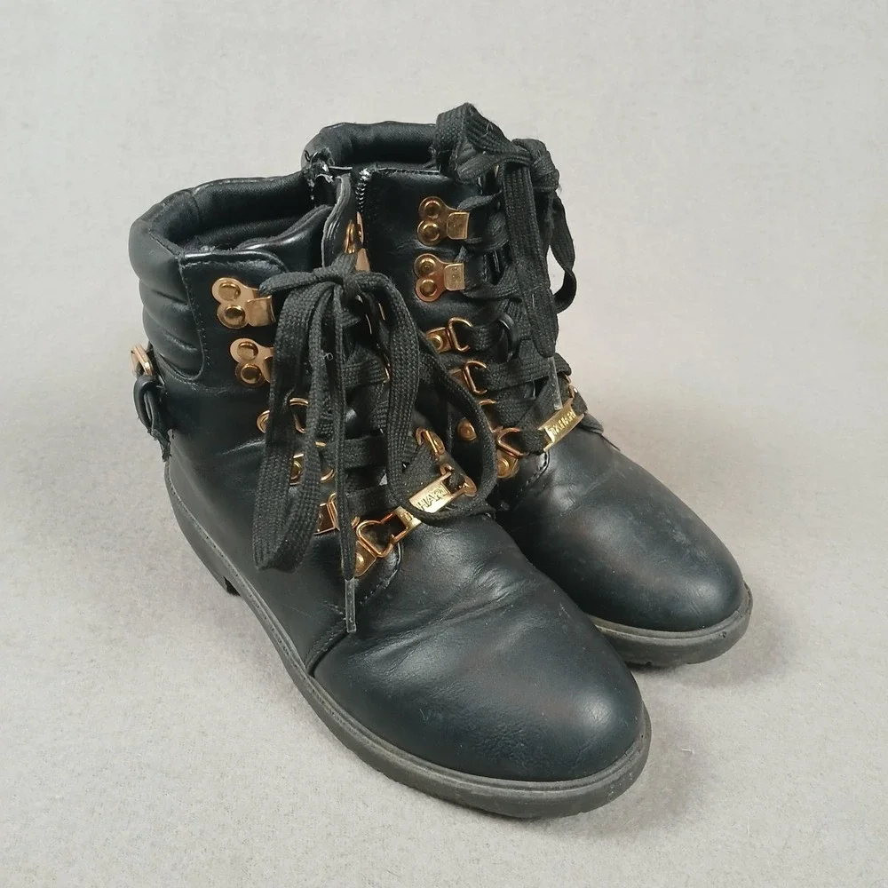 Tahari Billie Girls Size 13 Black Boots Gold Hardware Combat Zip Up